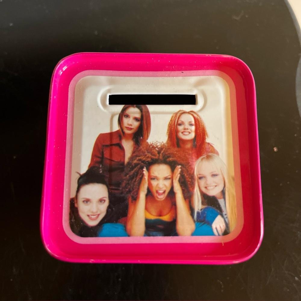 Vintage 1997 New Spice Girls pink Coin Bank RARE Mint Conditon 3.5”x3” - Picture 4 of 5